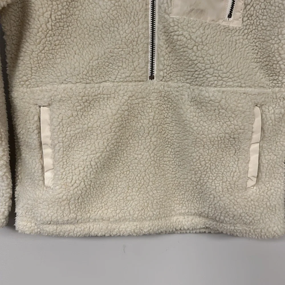 Art Class, Med -8/10, Super Soft Sherpa Fleece Jacket, half Zip, hooded, pockets